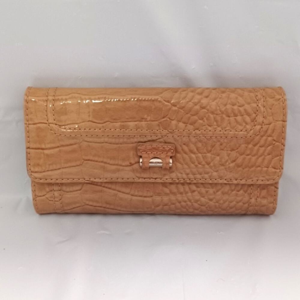 Liz Claiborne Croc‑Embossed Turn‑Lock Clutch Wallet